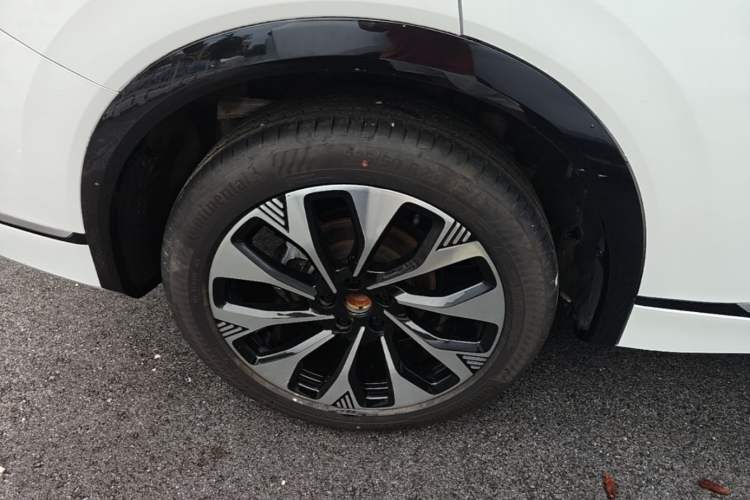 Used CHANGAN CS75 PLUS 2025 4th Generation UItra 2.0T New Blue Whale Smart Intelligent Powertrain Version Right Rear Wheel Hub