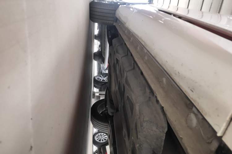 Used CHANGAN CS75 PLUS 2025 4th Generation UItra 2.0T New Blue Whale Smart Intelligent Powertrain Version Right Side Sill