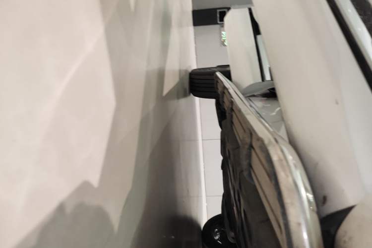Used CHANGAN CS75 PLUS 2025 4th Generation 1.5T New Blue Whale Smart Luxury Edition Right Side Sill