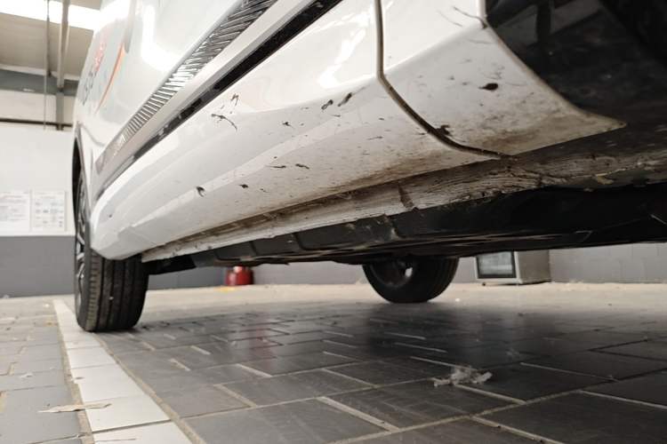 Used CHANGAN CS75 PLUS 2025 4th Generation UItra 2.0T New Blue Whale Smart Intelligent Powertrain Version Right Side Sill
