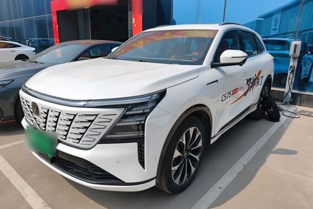Used CHANGAN CS75 PLUS 2025 4th Generation UItra 2.0T New Blue Whale Smart Intelligent Powertrain Version