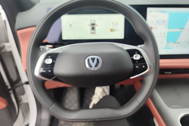 Used CHANGAN CS75 PLUS 2025 4th Generation UItra 2.0T New Blue Whale – Smart & Powerful Version Steering Wheel