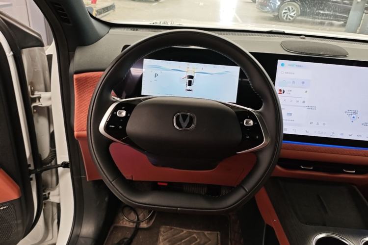 Used CHANGAN CS75 PLUS 2025 4th Generation UItra 2.0T New Blue Whale Smart Intelligent Powertrain Version Steering Wheel