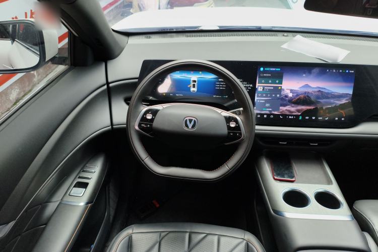 Used CHANGAN CS75 PLUS 2025 4th Generation 1.5T New Blue Whale Smart Luxury Edition Steering Wheel