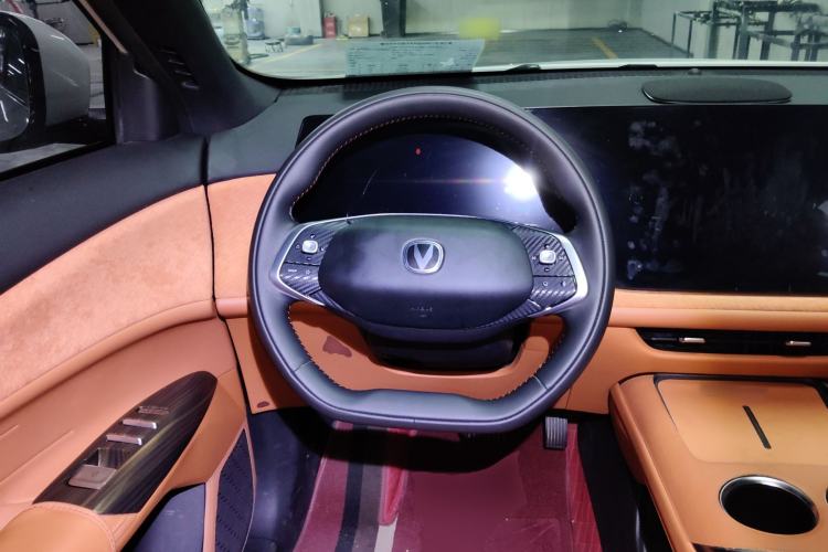 Used CHANGAN CS75 PLUS 2025 4th Generation 1.5T New Blue Whale Smart Flagship Version Steering Wheel