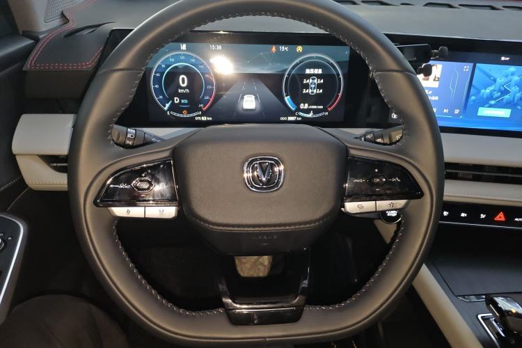 Used CHANGAN CS75 PLUS 2025 Model, 3rd Generation Champion Edition 1.5T Jinghang Version Steering Wheel
