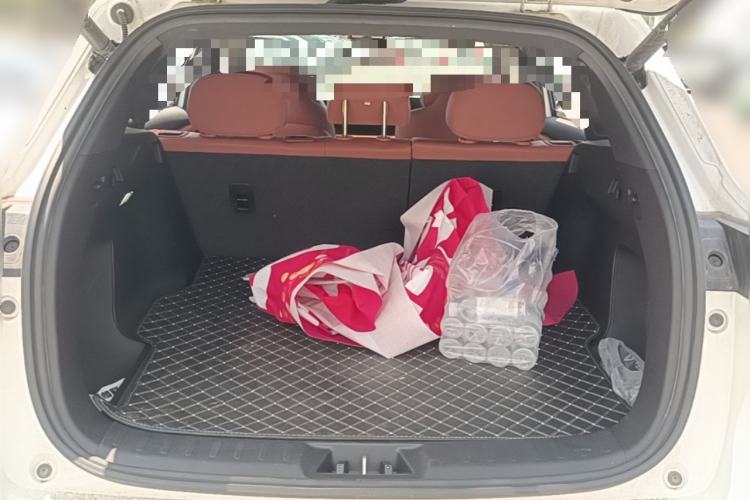 Used CHANGAN CS75 PLUS 2025 4th Generation UItra 2.0T New Blue Whale – Smart & Powerful Version Trunk