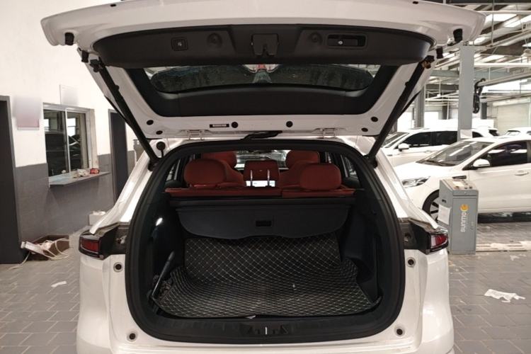 Used CHANGAN CS75 PLUS 2025 4th Generation UItra 2.0T New Blue Whale Smart Intelligent Powertrain Version Trunk