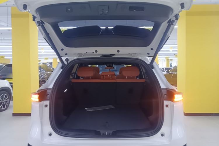 Used CHANGAN CS75 PLUS 2025 4th Generation 1.5T New Blue Whale Smart Luxury Edition Trunk