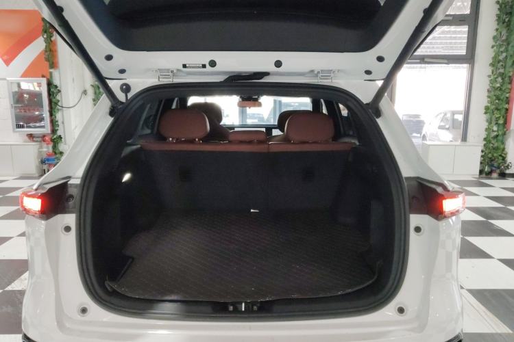 Used CHANGAN CS75 PLUS 2025 4th Generation 1.5T New Blue Whale Smart Luxury Edition Trunk