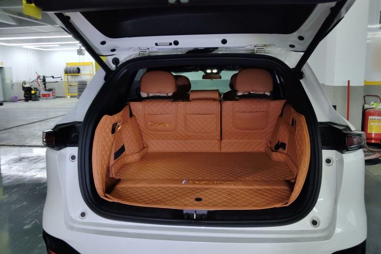 Used CHANGAN CS75 PLUS 2025 4th Generation 1.5T New Blue Whale Smart Flagship Version Trunk