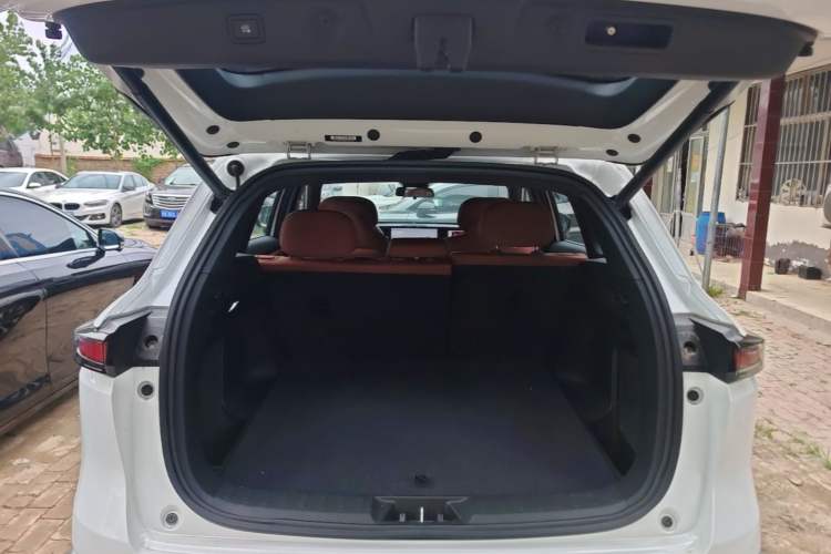 Used CHANGAN CS75 PLUS 2025 4th Generation UItra 2.0T New Blue Whale Smart Intelligent Powertrain Version Trunk