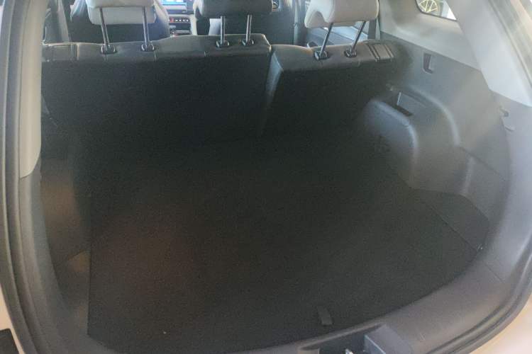 Used CHANGAN CS75 PLUS 2025 Model, 3rd Generation Champion Edition 1.5T Jinghang Version Trunk