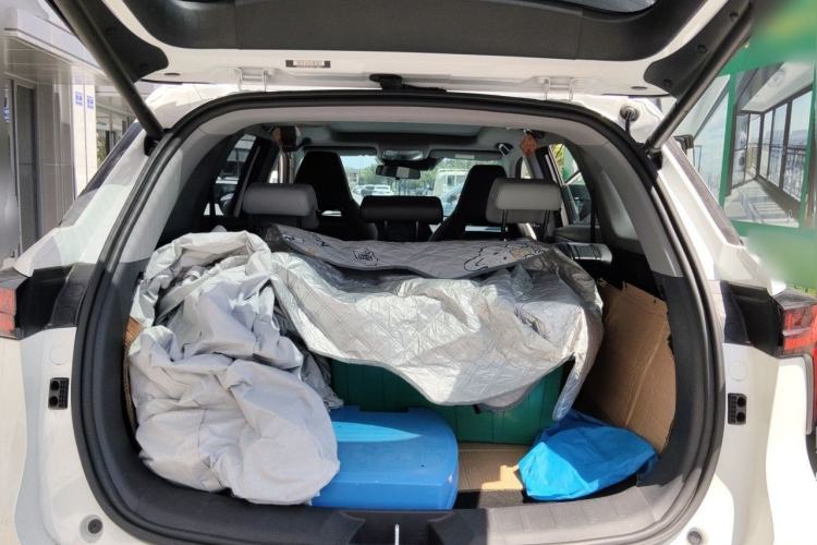 Used CHANGAN CS75 PLUS 2025 Model, 3rd Generation Champion Edition 1.5T Jinghang Version Trunk