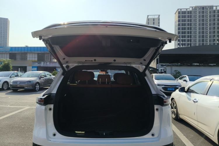 Used CHANGAN CS75 PLUS 2025 4th Generation 1.5T New Blue Whale Smart Luxury Edition Trunk