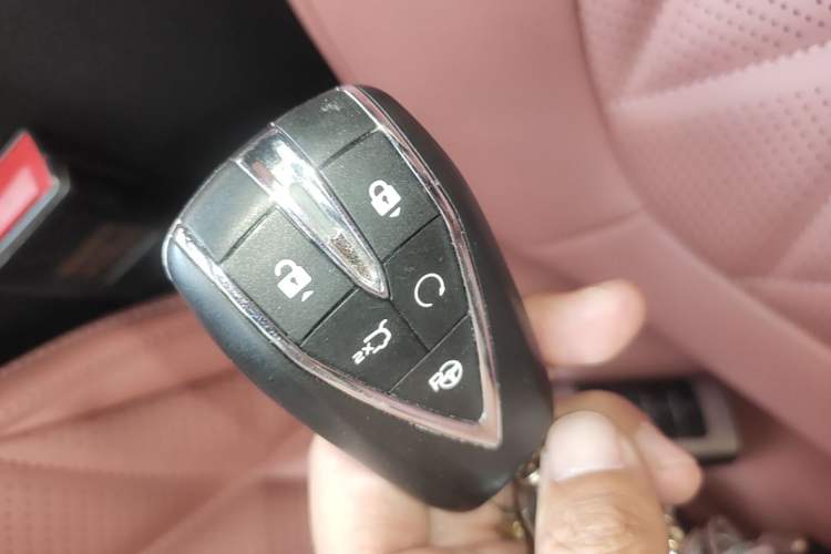 Used CHANGAN CS75 PLUS 2025 4th Generation UItra 2.0T New Blue Whale Smart Intelligent Powertrain Version Vehicle Key