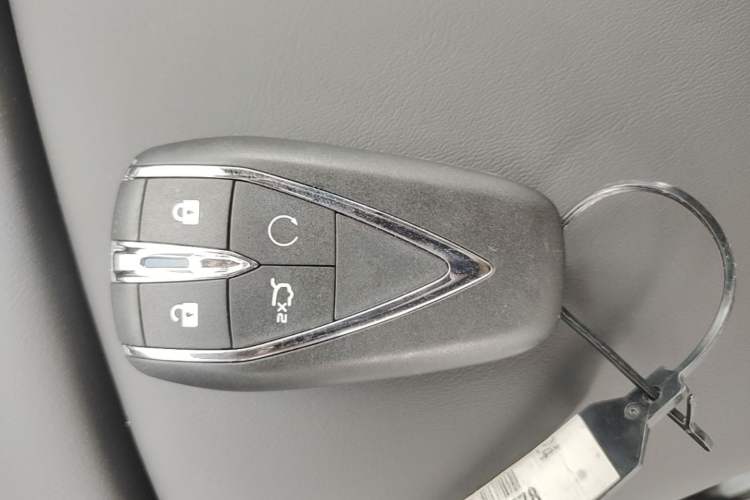 Used CHANGAN CS75 PLUS 2025 4th Generation 1.5T New Blue Whale Smart Luxury Edition Vehicle Key