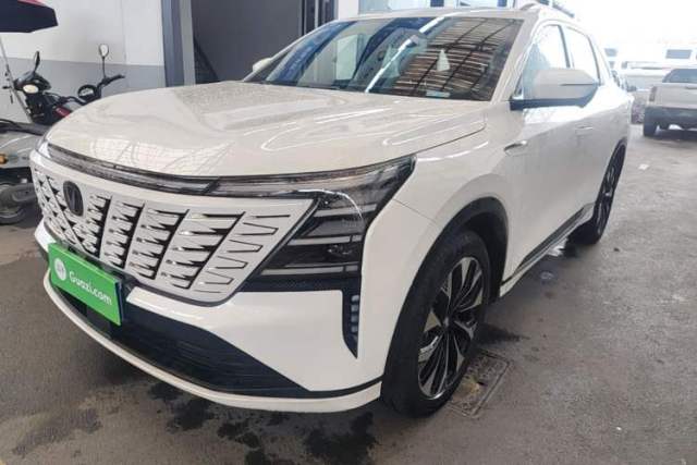 Used CHANGAN CS75 PLUS 2025 4th Generation UItra 2.0T New Blue Whale – Smart & Powerful Version