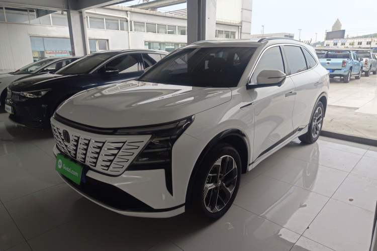 Used CHANGAN CS75 PLUS 2025 4th Generation 1.5T New Blue Whale Smart Luxury Edition Guazi used car, China used car export, Used car for sale, Used  cars, Cheapest cars for sale