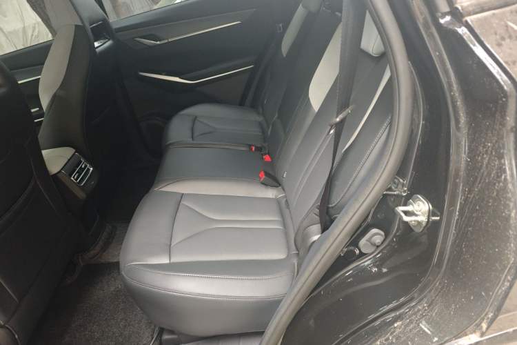 Used CHANGAN CS75 PLUS 2026 Model, Smart Champion Edition 1.5T New Blue Whale Smart Navigation Version Left Rear Seat