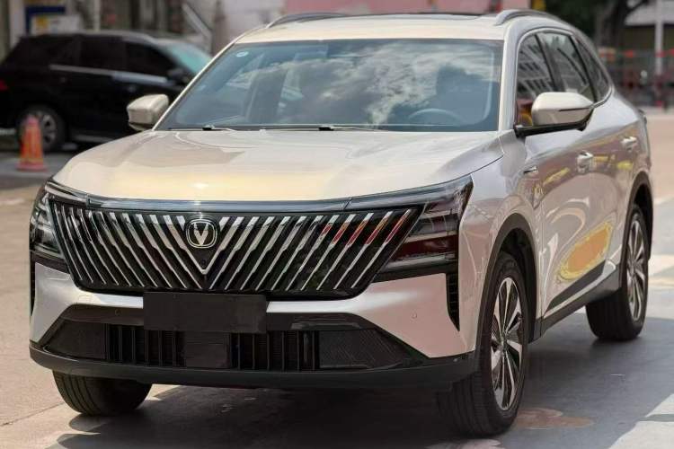 CHANGAN CS75 PLUS 2026 Model Fourth-Generation 1.5T Blue Whale Super Engine—Tianxu Navigation Edition
