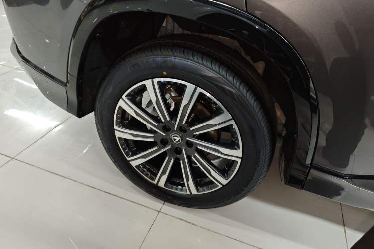 Used CHANGAN CS75 PLUS 2026 Model, Smart Champion Edition 1.5T New Blue Whale Smart Navigation Version Exterior 5