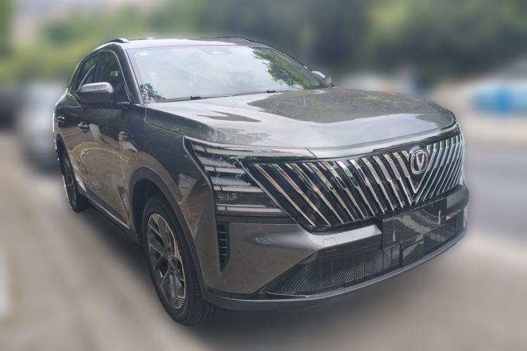 Used CHANGAN CS75 PLUS 2026 Model Fourth-Generation 1.5T Blue Whale Super Engine—Flagship Edition Front Right 45 Deg