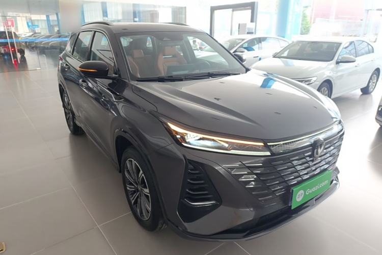Used CHANGAN CS75 PLUS 2026 Model, Smart Champion Edition 1.5T New Blue Whale Smart Navigation Version Front Right 45 Deg