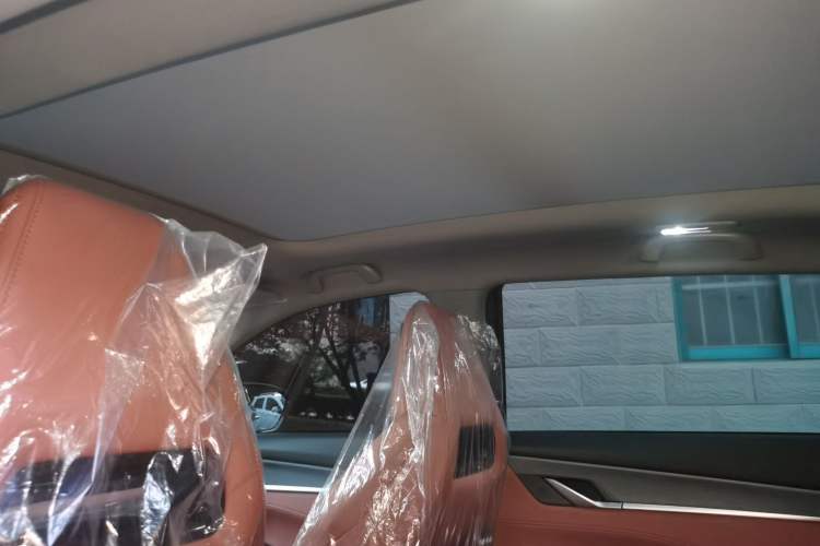 Used CHANGAN CS75 PLUS 2026 Model, Smart Champion Edition 1.5T New Blue Whale Smart Leading Version Headliner