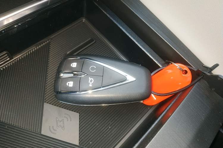 Used CHANGAN CS75 PLUS 2026 Model, Smart Champion Edition 1.5T New Blue Whale Smart Navigation Version Interior 1