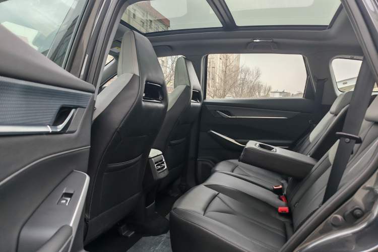Used CHANGAN CS75 PLUS 2026 Model, Smart Champion Edition 1.5T New Blue Whale Smart Navigation Version Interior 3
