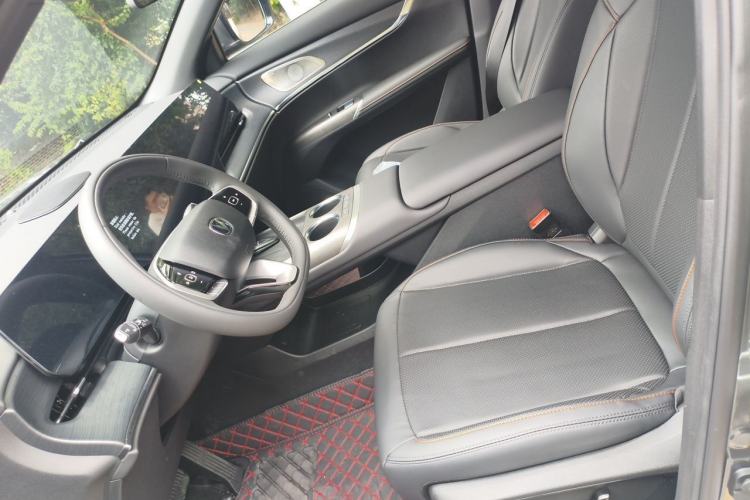 Used CHANGAN CS75 PLUS 2026 Model Fourth-Generation 1.5T Blue Whale Super Engine—Flagship Edition Left Front Seat
