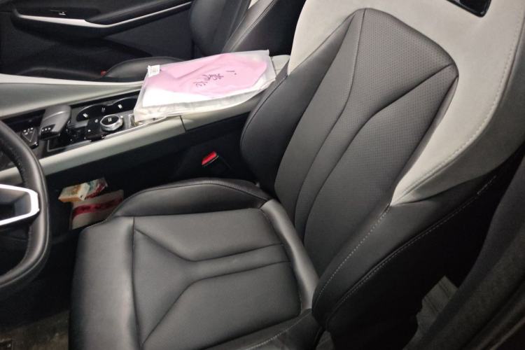 Used CHANGAN CS75 PLUS 2026 Model, Smart Champion Edition 1.5T New Blue Whale Smart Navigation Version Left Front Seat