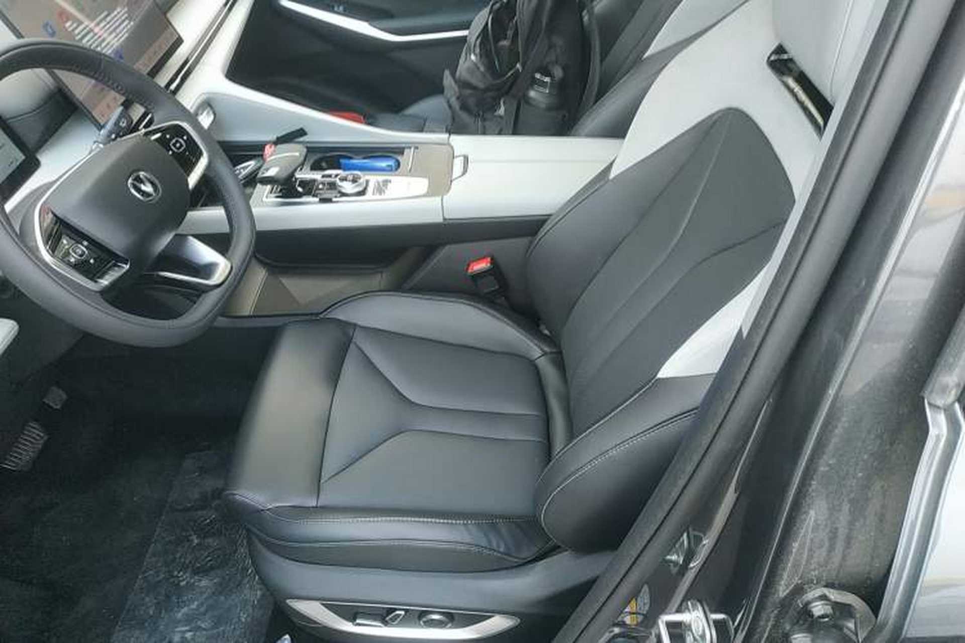 Used CHANGAN CS75 PLUS 2026 Model, Smart Champion Edition 1.5T New Blue Whale Smart Navigation Version Left Front Seat
