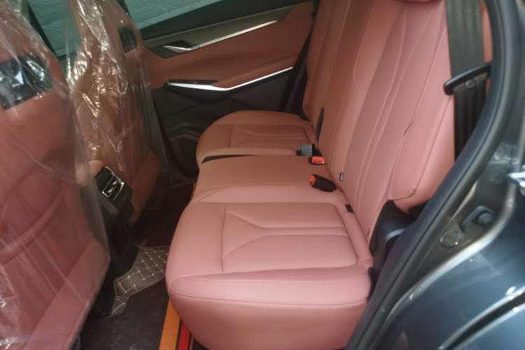 Used CHANGAN CS75 PLUS 2026 Model, Smart Champion Edition 1.5T New Blue Whale Smart Leading Version Left Rear Seat