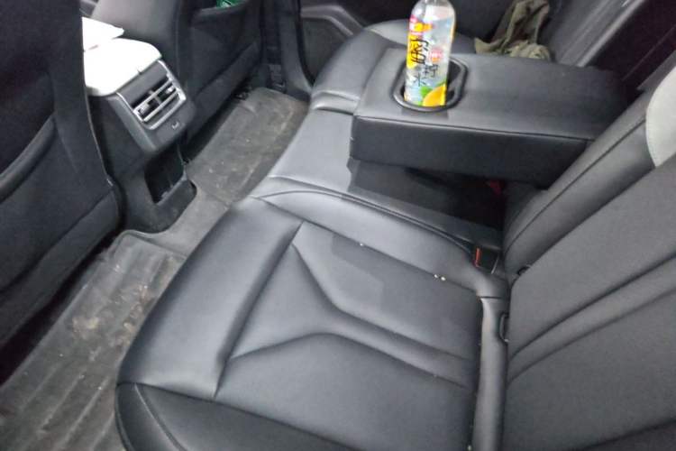 Used CHANGAN CS75 PLUS 2026 Model, Smart Champion Edition 1.5T New Blue Whale Smart Navigation Version Left Rear Seat