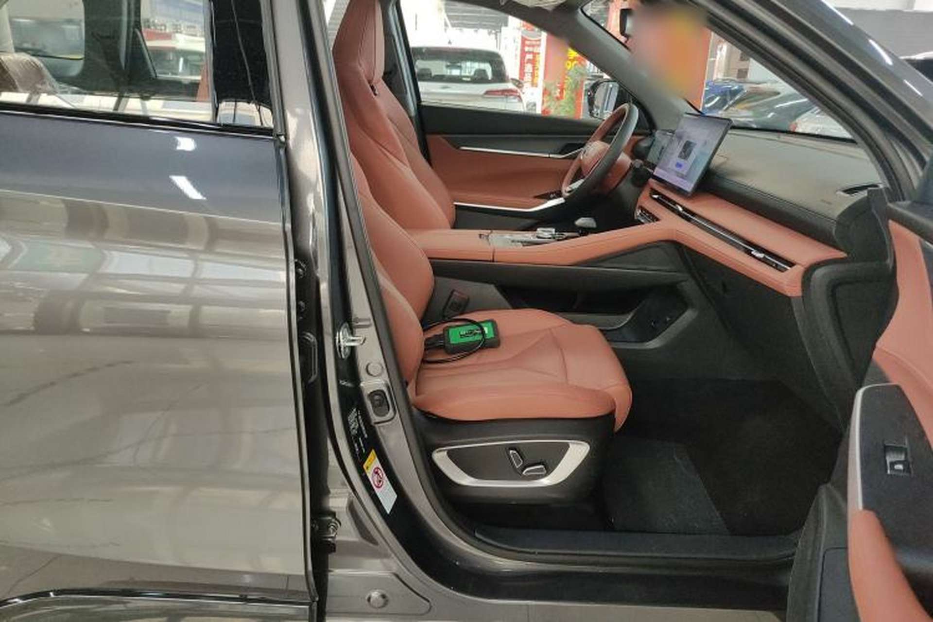 Used CHANGAN CS75 PLUS 2026 Model, Smart Champion Edition 1.5T New Blue Whale Smart Navigation Version Right Front Seat
