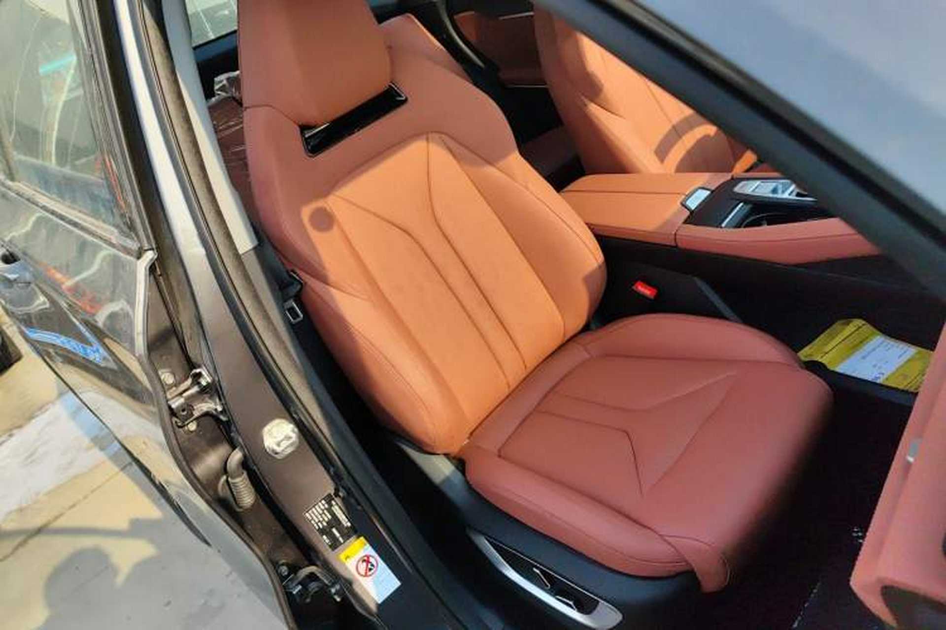 Used CHANGAN CS75 PLUS 2026 Model, Smart Champion Edition 1.5T New Blue Whale Smart Navigation Version Right Front Seat