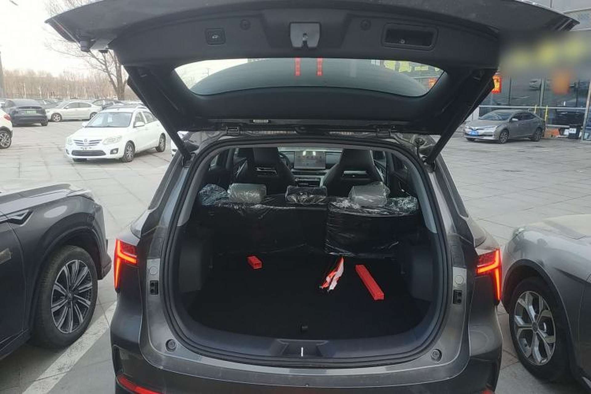 Used CHANGAN CS75 PLUS 2026 Model, Smart Champion Edition 1.5T New Blue Whale Smart Navigation Version Trunk