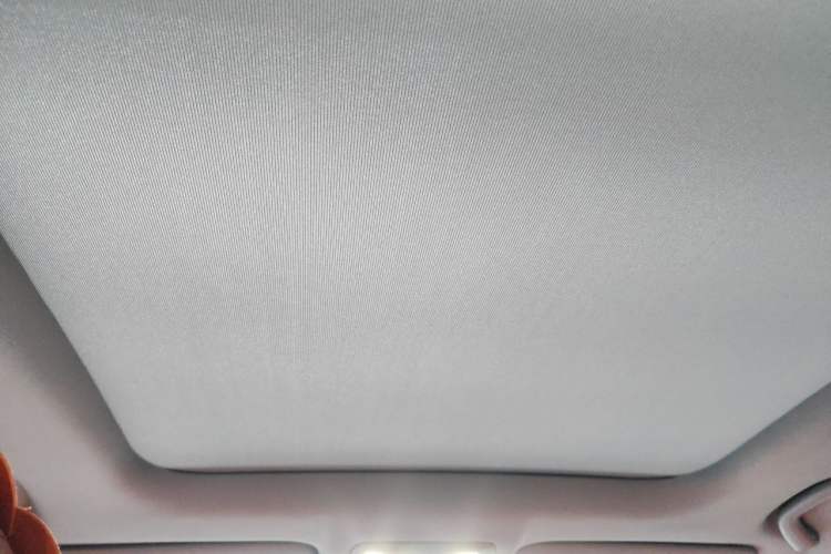 Used CHANGAN CS75 PLUS 2026 Model, Smart Champion Edition 1.5T New Blue Whale Smart Navigation Version Headliner