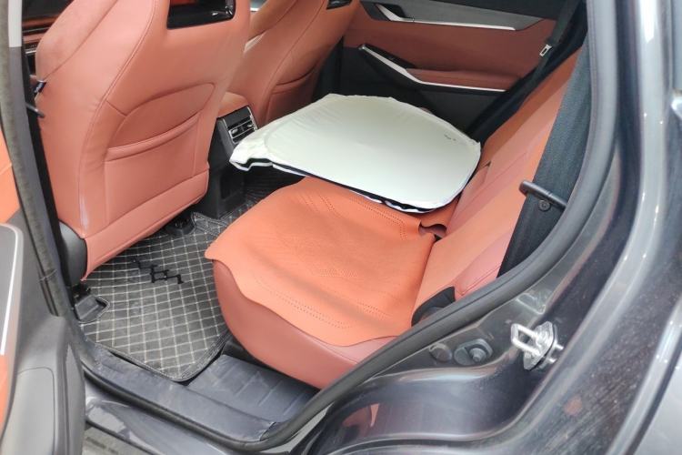 Used CHANGAN CS75 PLUS 2026 Model, Smart Champion Edition 1.5T New Blue Whale Smart Navigation Version Left Rear Seat