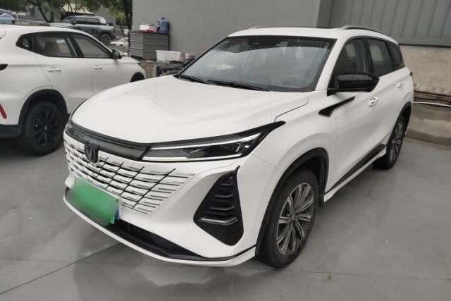 Used CHANGAN CS75 PLUS 2026 Model, Smart Champion Edition 1.5T New Blue Whale Smart Navigation Version