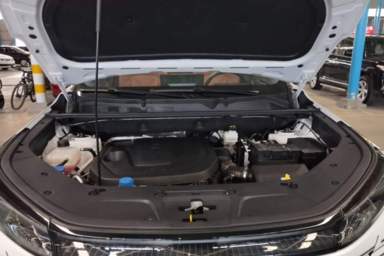 Used CHANGAN CS75 PLUS 2026 Model, Smart Champion Edition 1.5T New Blue Whale Smart Navigation Version Engine Bay