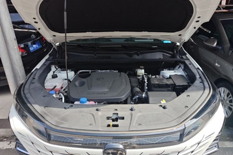 Used CHANGAN CS75 PLUS 2026 Model, Smart Champion Edition 1.5T New Blue Whale Smart Navigation Version Engine Bay