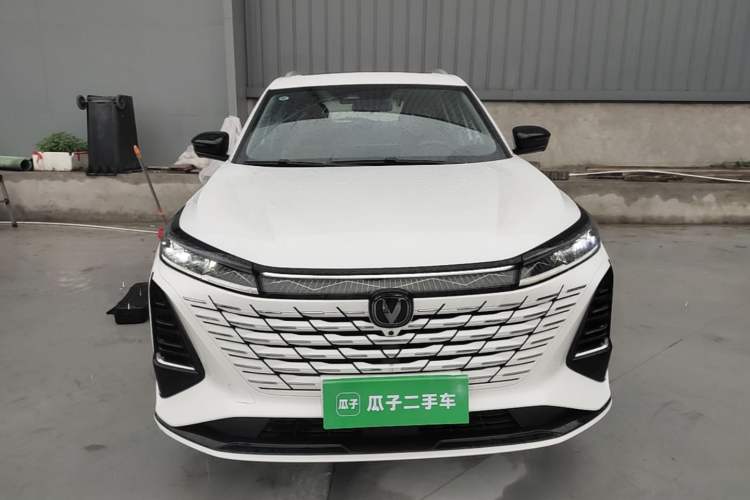 Used CHANGAN CS75 PLUS 2026 Model, Smart Champion Edition 1.5T New Blue Whale Smart Navigation Version Front