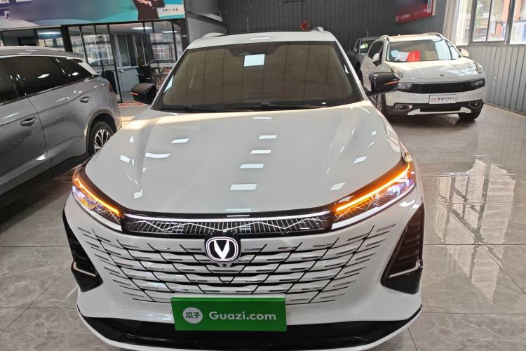 Used CHANGAN CS75 PLUS 2026 Model, Smart Champion Edition 1.5T New Blue Whale Smart Navigation Version Front