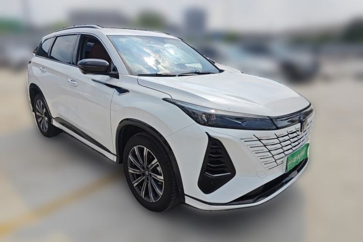 Used CHANGAN CS75 PLUS 2026 Model, Smart Champion Edition 1.5T New Blue Whale Smart Navigation Version Front Right 45 Deg