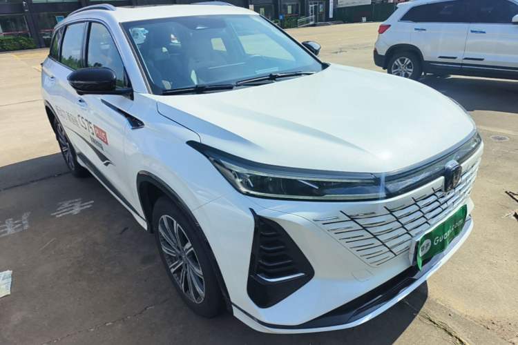 Used CHANGAN CS75 PLUS 2026 Model, Smart Champion Edition 1.5T New Blue Whale Smart Navigation Version Front Right 45 Deg