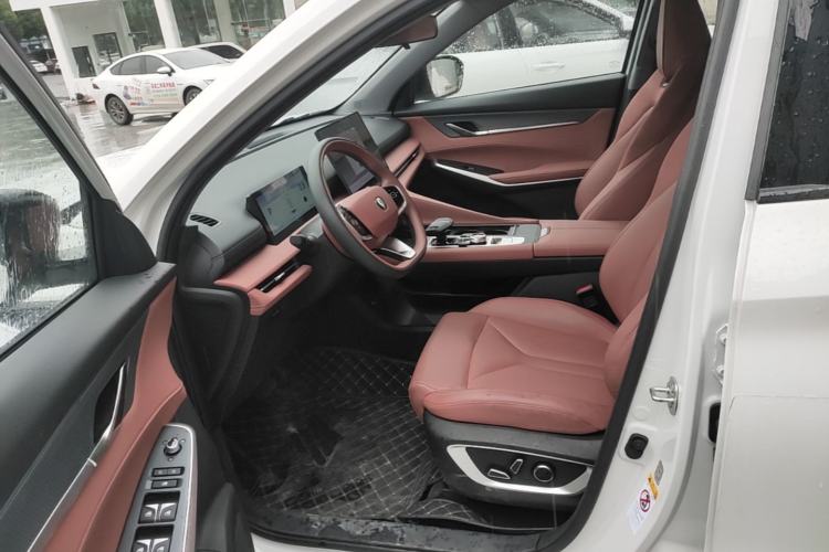 Used CHANGAN CS75 PLUS 2026 Model, Smart Champion Edition 1.5T New Blue Whale Smart Navigation Version Left Front Seat