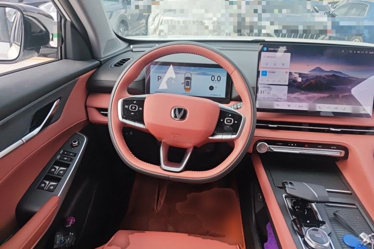 Used CHANGAN CS75 PLUS 2026 Model, Smart Champion Edition 1.5T New Blue Whale Smart Navigation Version Steering Wheel